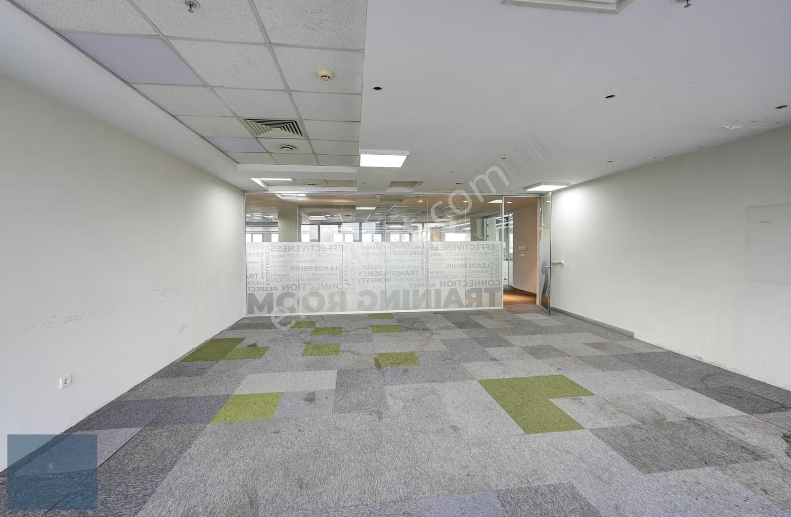 Basınekspres'e Cephe A+ Plazada Tek Katta 1.250 M² Plaza / Ofis - Görsel 29