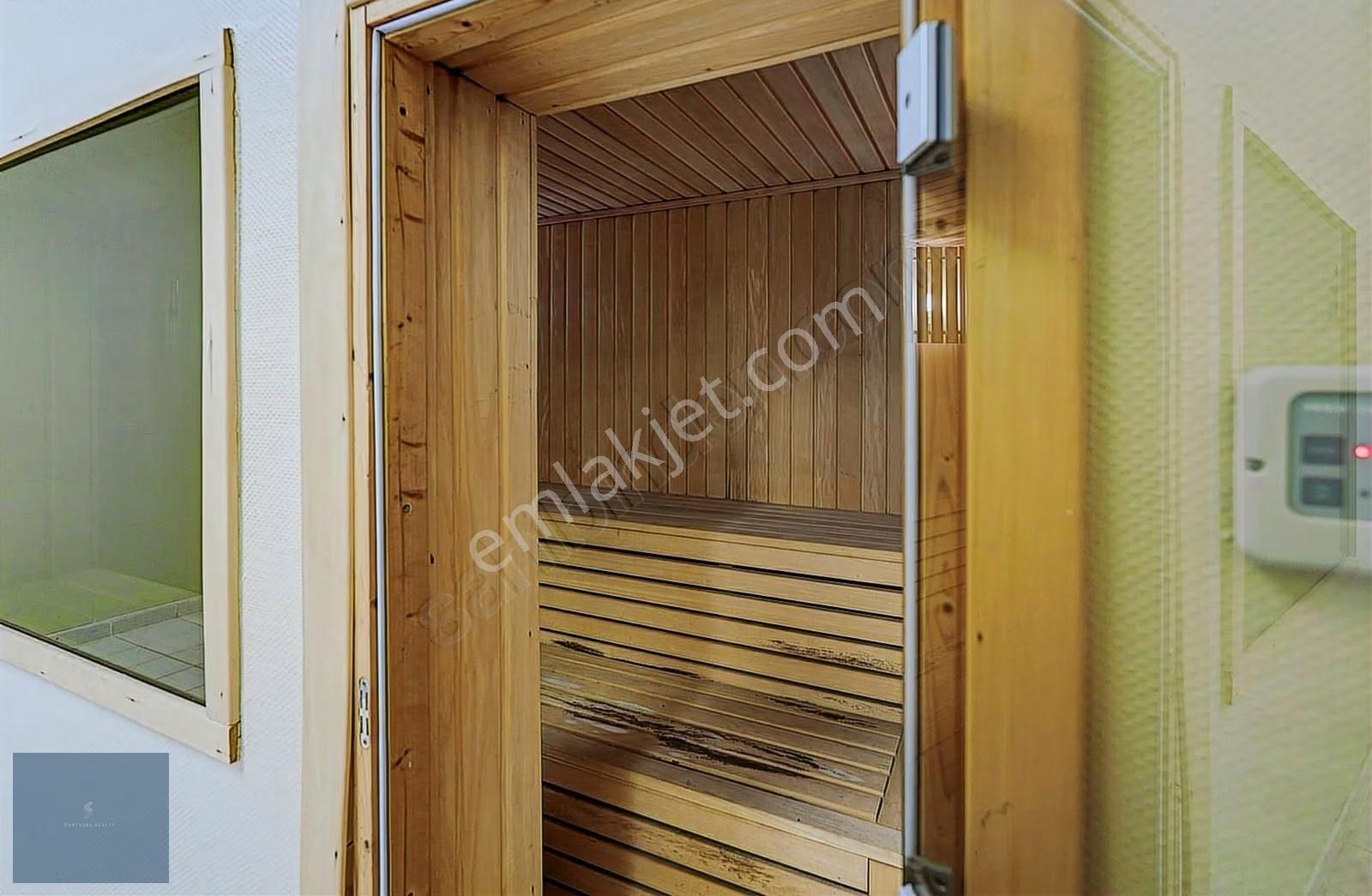 Kandilli'de Çok Özel Sitede Yeşillikler İçinde Kiralık Villa - Görsel 15