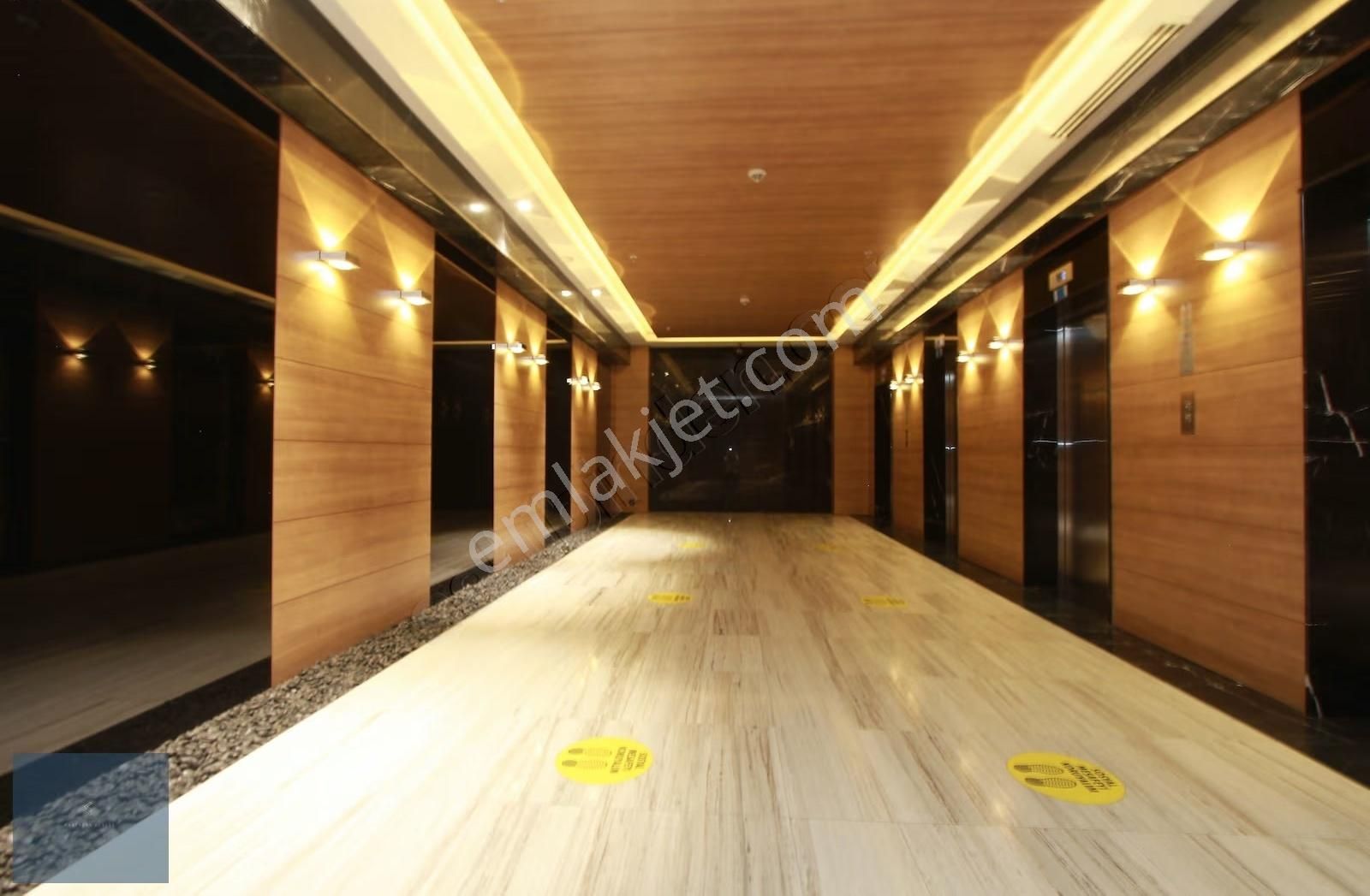 Papirus Plaza'da Prestijli Şık Tasarımlı Kira Getirili Ofis Katı - Görsel 3