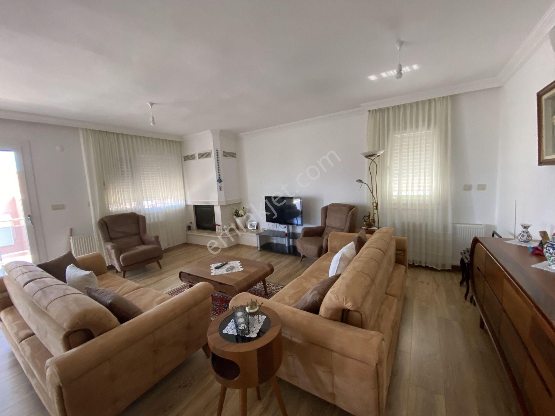 Ayvalık Cunda Da Satılık Muhtesem Villa.deniz Manzaralı - Görsel 2