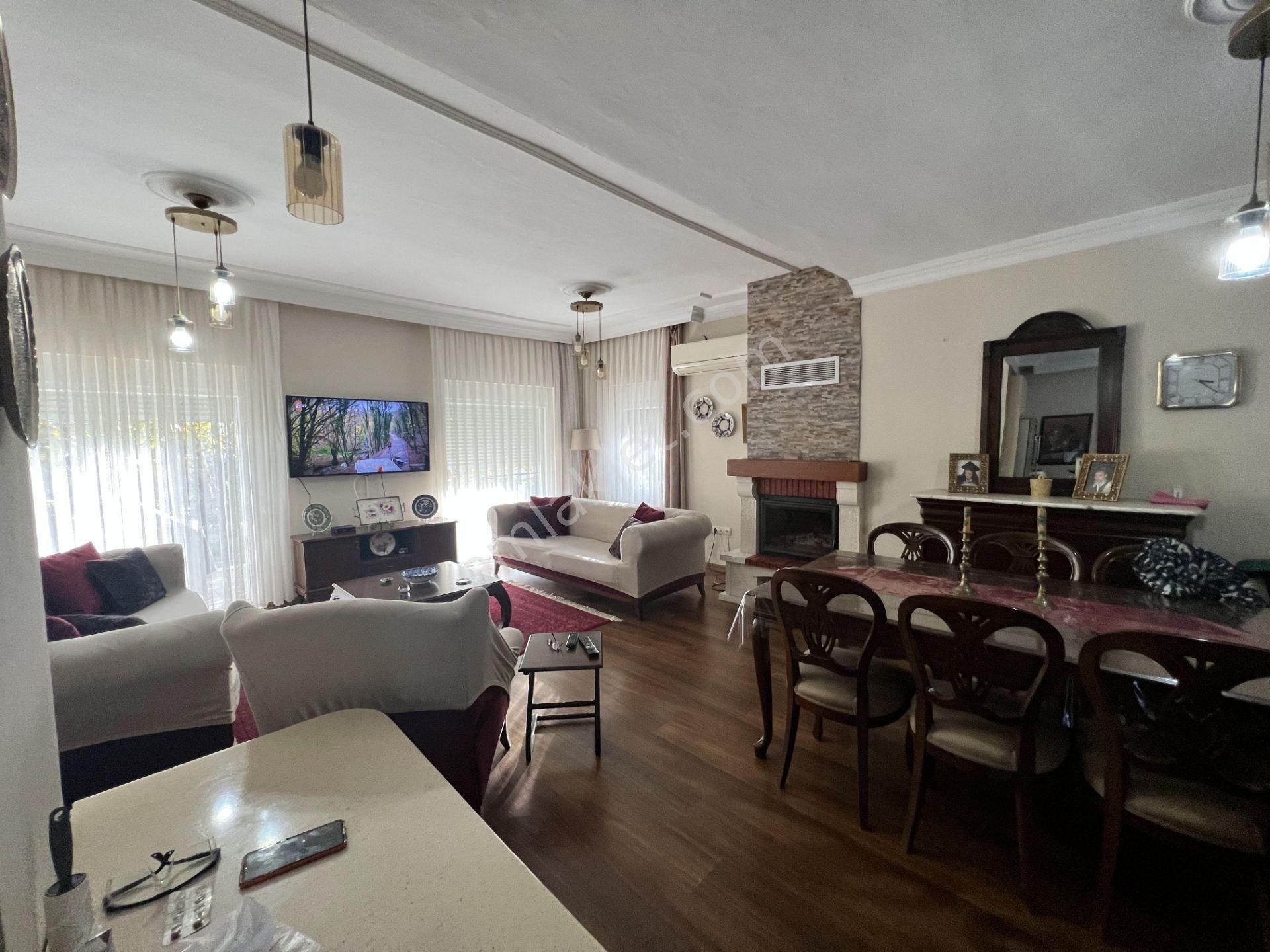 Ayvalık Cunda Da Satılık Muhtesem Villa.geniş Bahceli. - Görsel 4