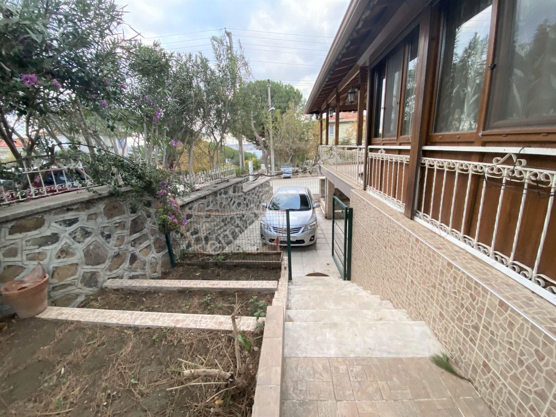 Ayvalık Cunda Da Satılık Villa.denize 80 Metre Mesafede. - Görsel 24