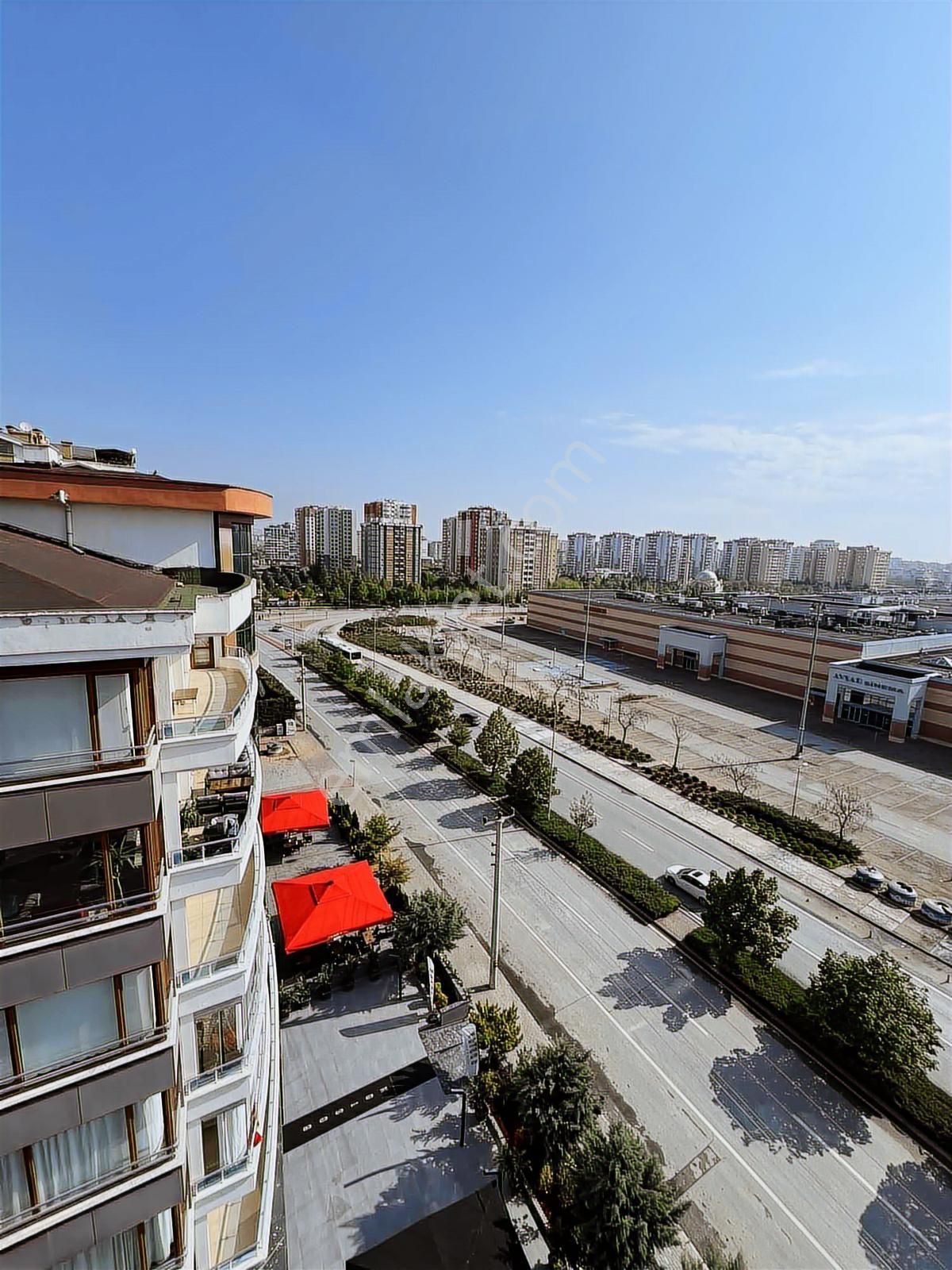 Sürşen Premium Group'dan Şehrin Göbeğinde Satılık Daire - Görsel 17