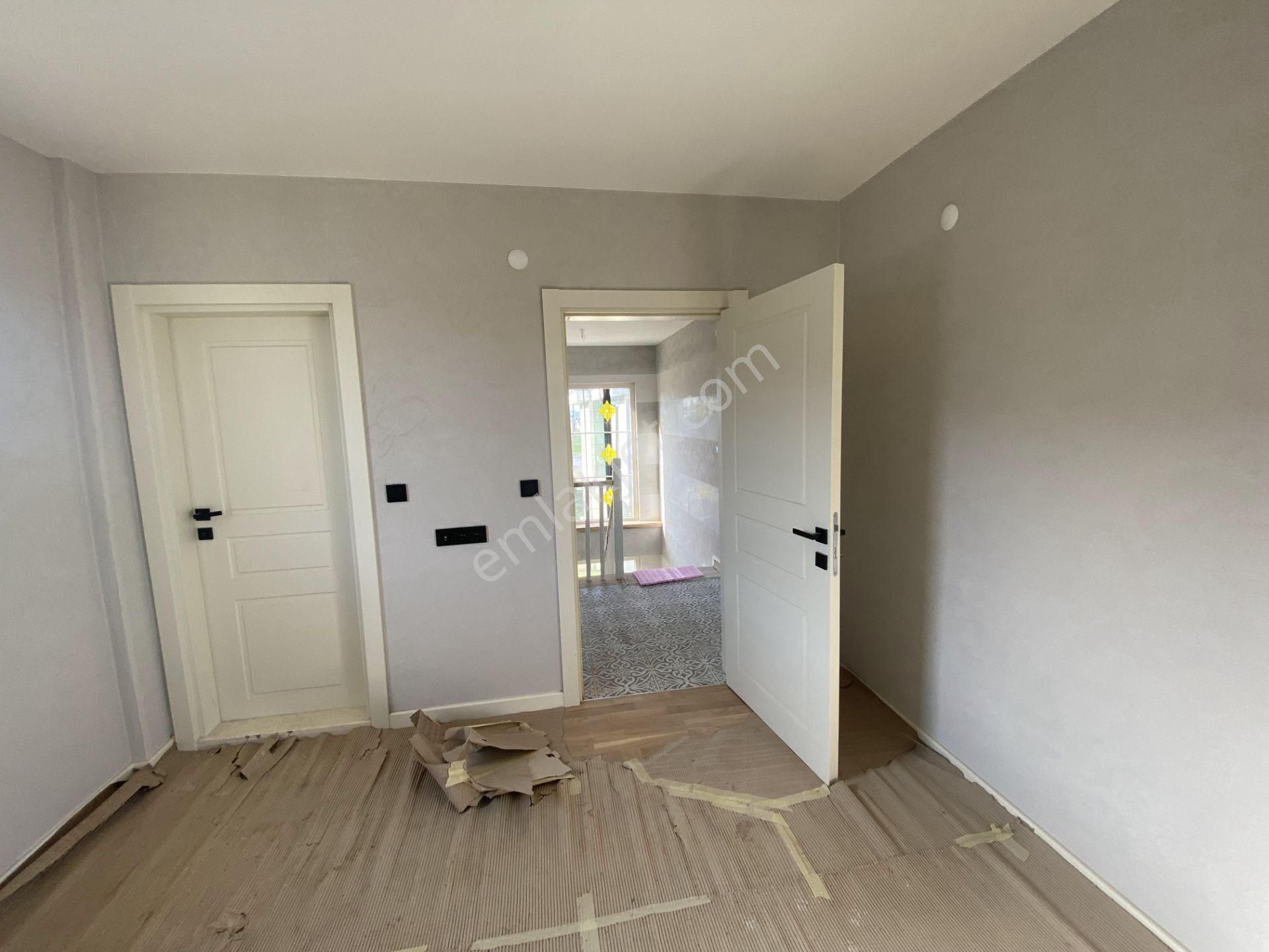 Balıkesir Ayvalık Cunda Da Satılık Denize Yakın Tripleks Villa. - Görsel 20