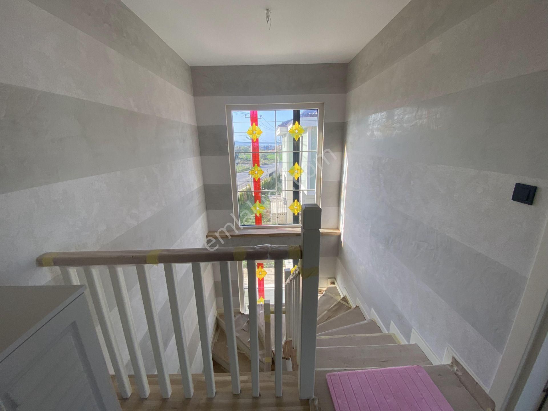 Balıkesir Ayvalık Cunda Da Satılık Denize Yakın Tripleks Villa. - Görsel 9