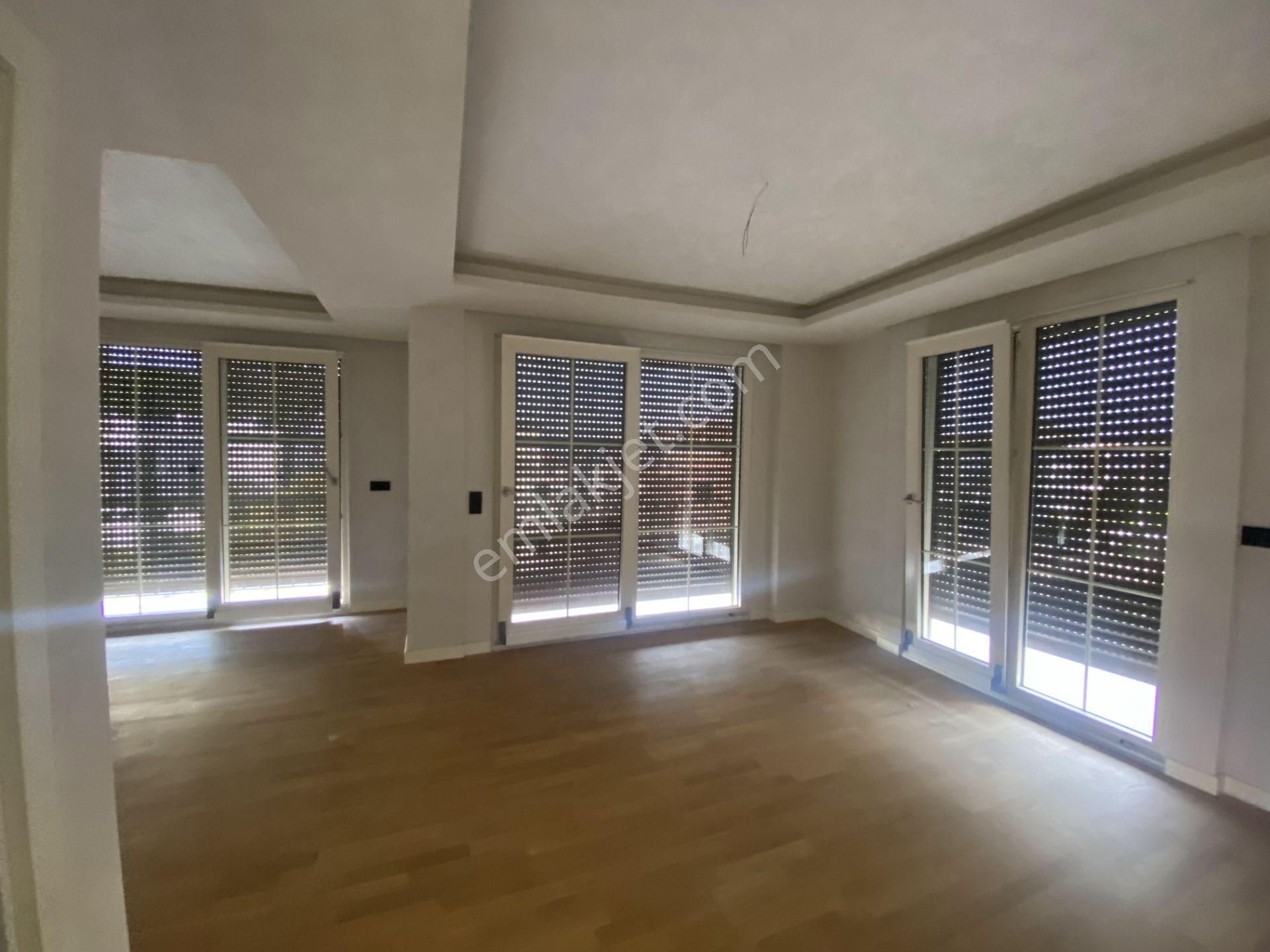 Balıkesir Ayvalık Cunda Da Satılık Denize Yakın Tripleks Villa. - Görsel 5