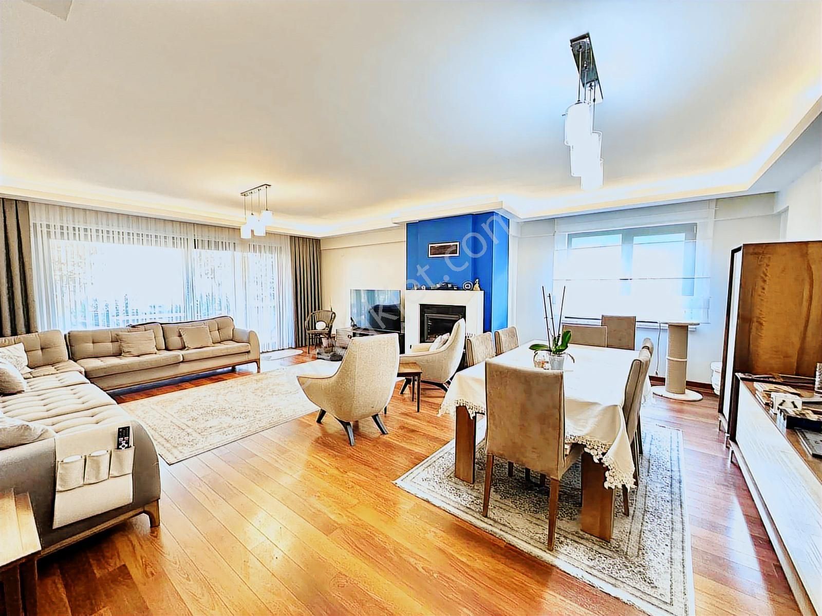 Balat Park Evleri'nde 5+1, Geniş Bahçeli, Müstakil Villa - Görsel 22