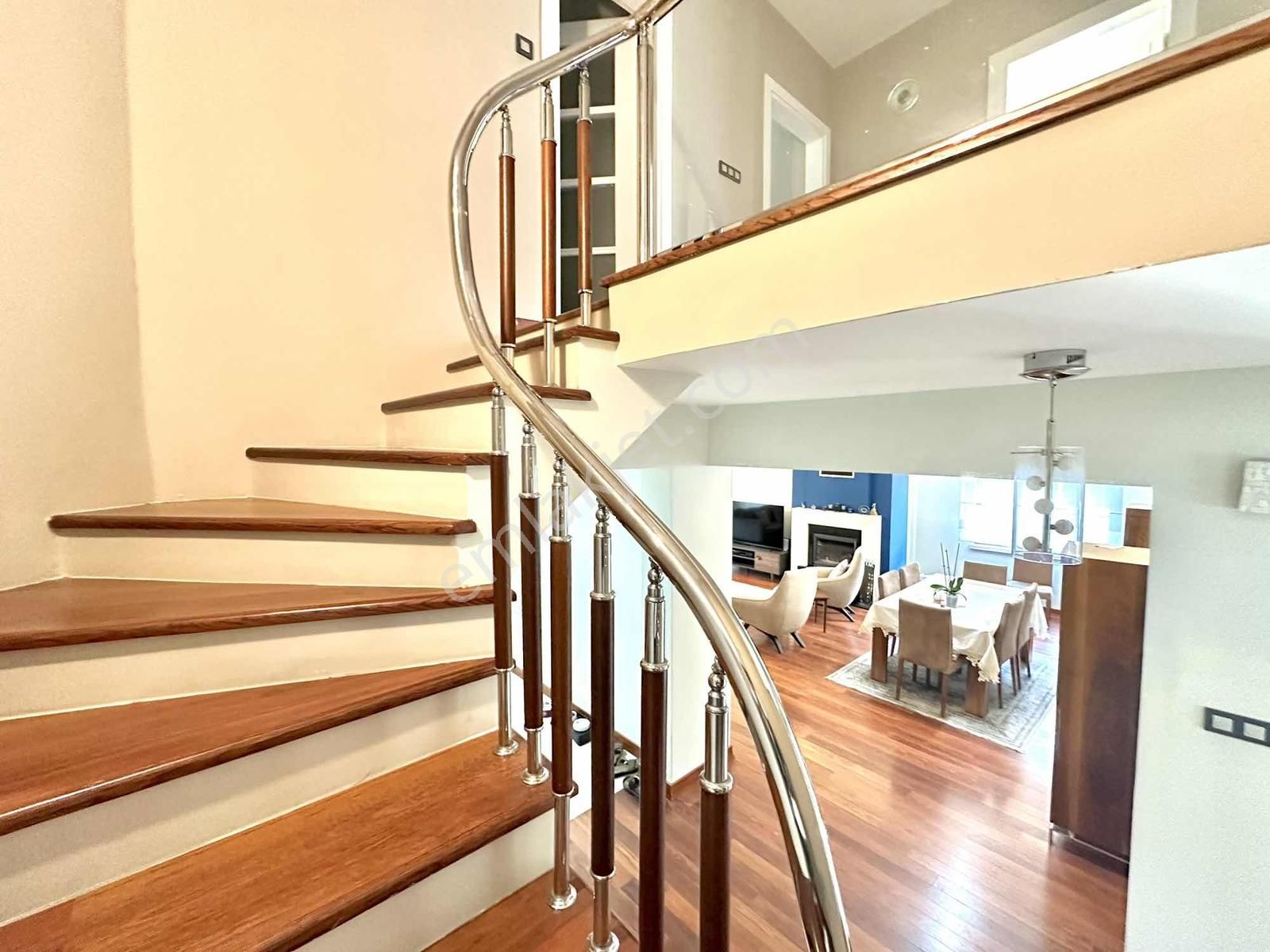 Balat Park Evleri'nde 5+1, Geniş Bahçeli, Müstakil Villa - Görsel 27