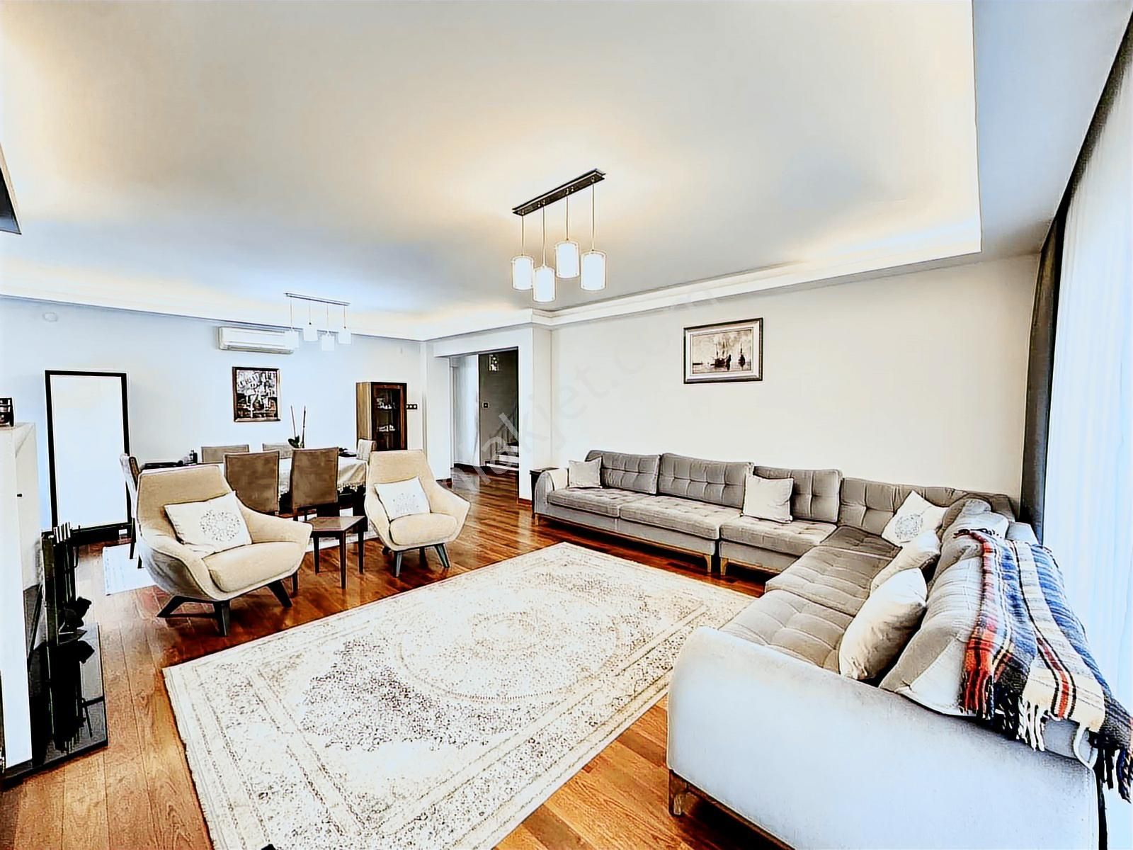 Balat Park Evleri'nde 5+1, Geniş Bahçeli, Müstakil Villa - Görsel 12