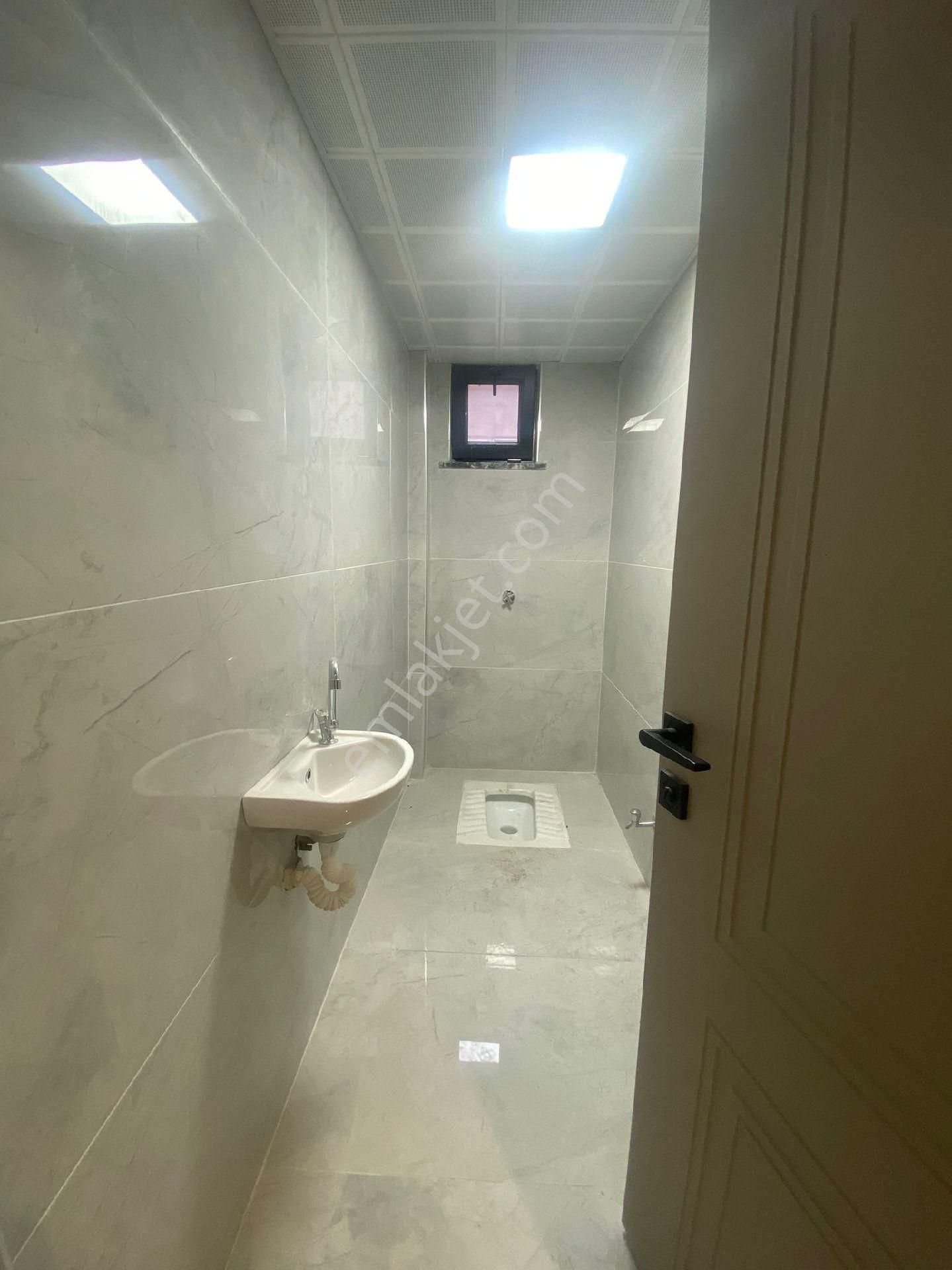 Esentepe Mahallesinde Satılık Sıfır 3+1 Ara Kat - Görsel 11