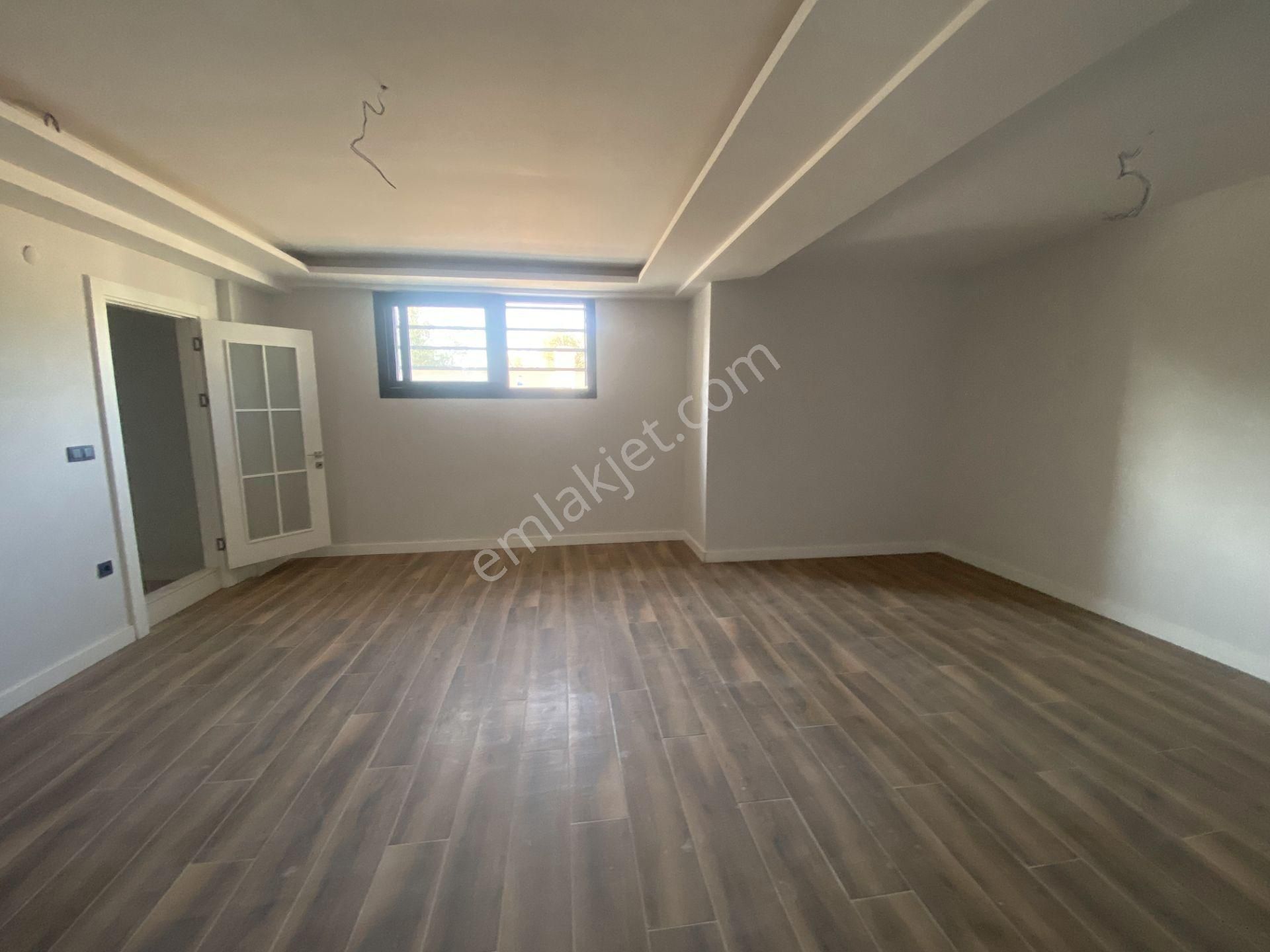 Balıkesir Ayvalık Camlık Ta Satılık Mustakil Villa. - Görsel 15