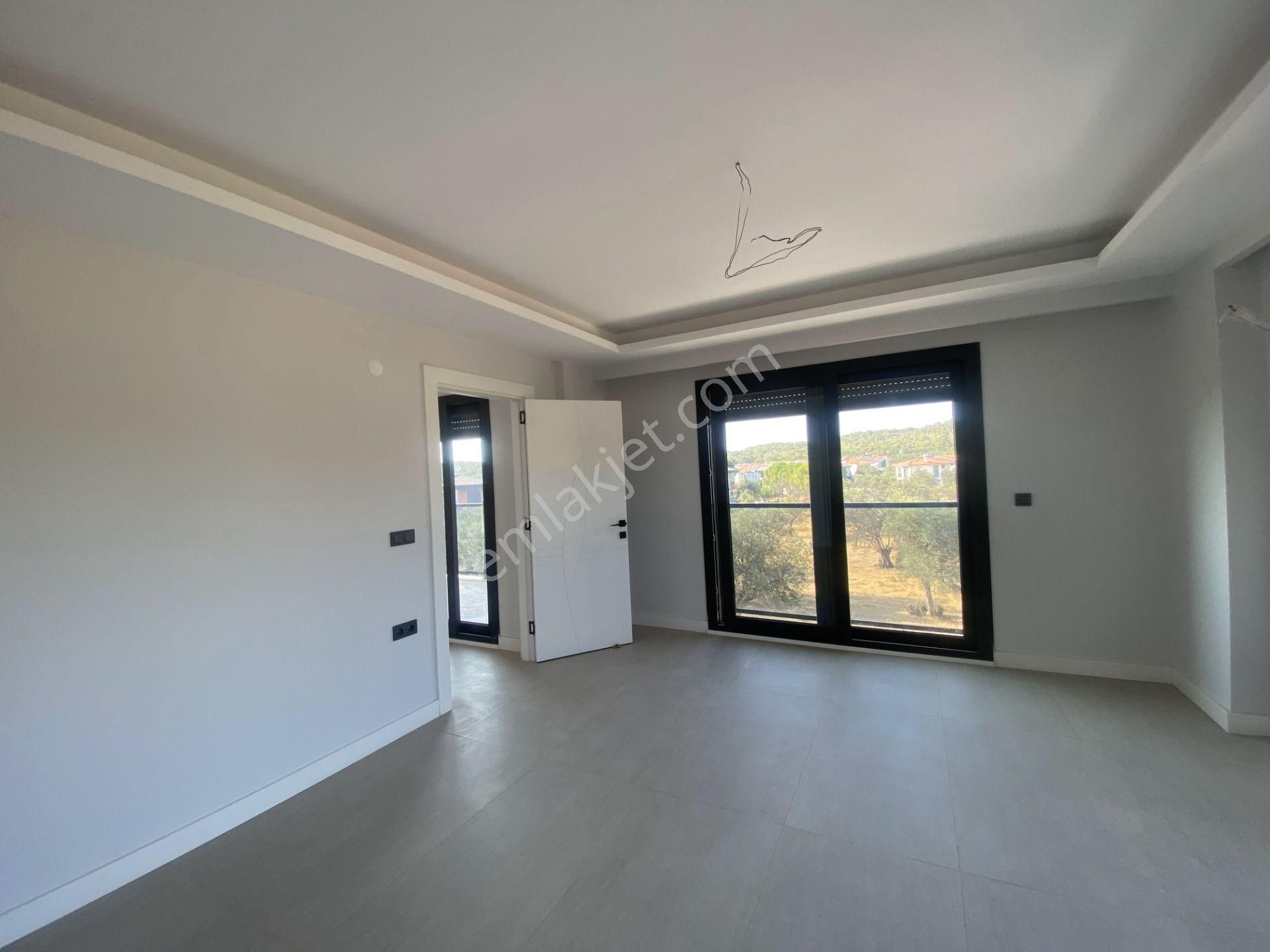 Balıkesir Ayvalık Camlık Ta Satılık Mustakil Villa. - Görsel 13