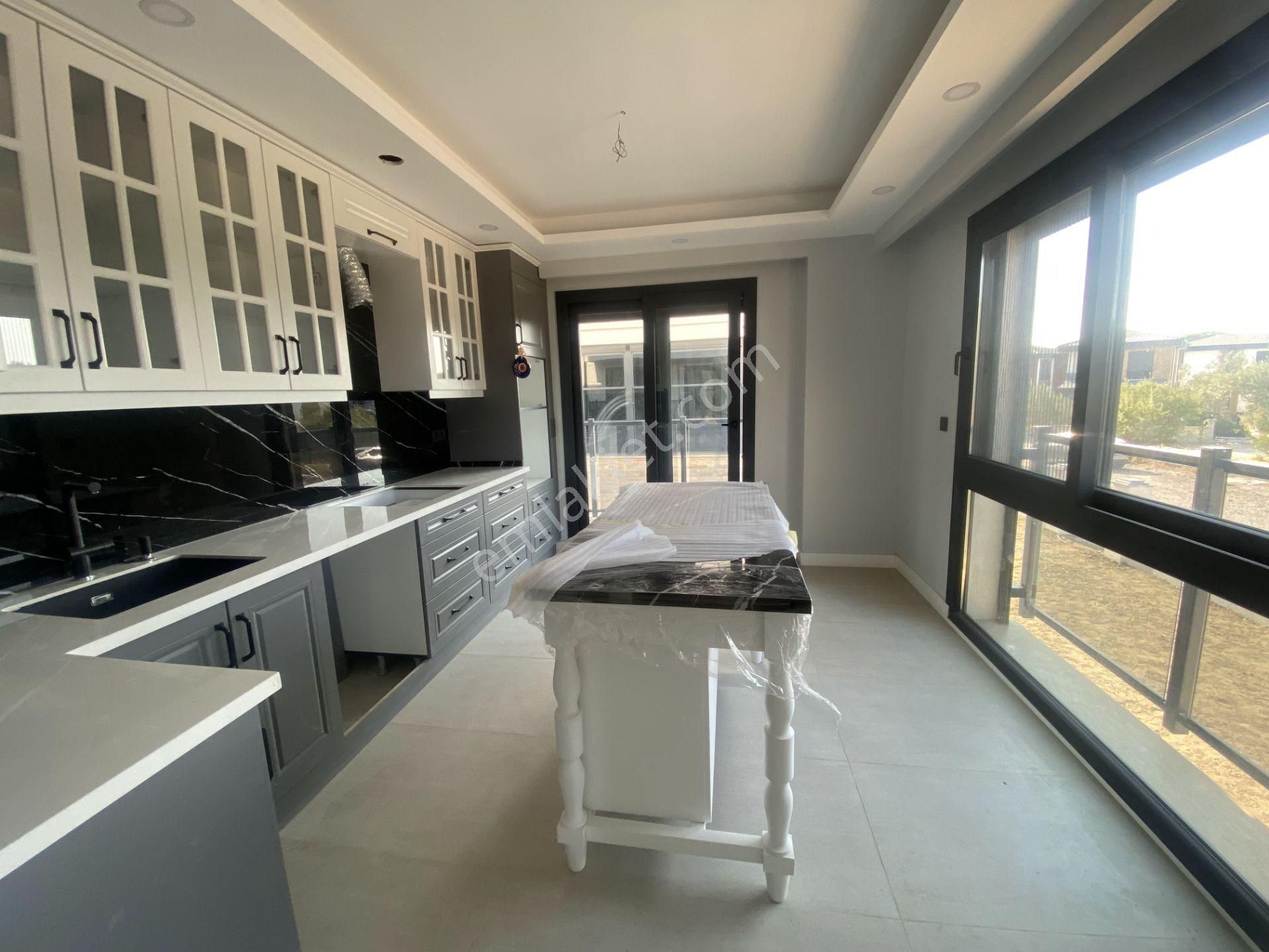 Balıkesir Ayvalık Camlık Ta Satılık Mustakil Villa. - Görsel 6