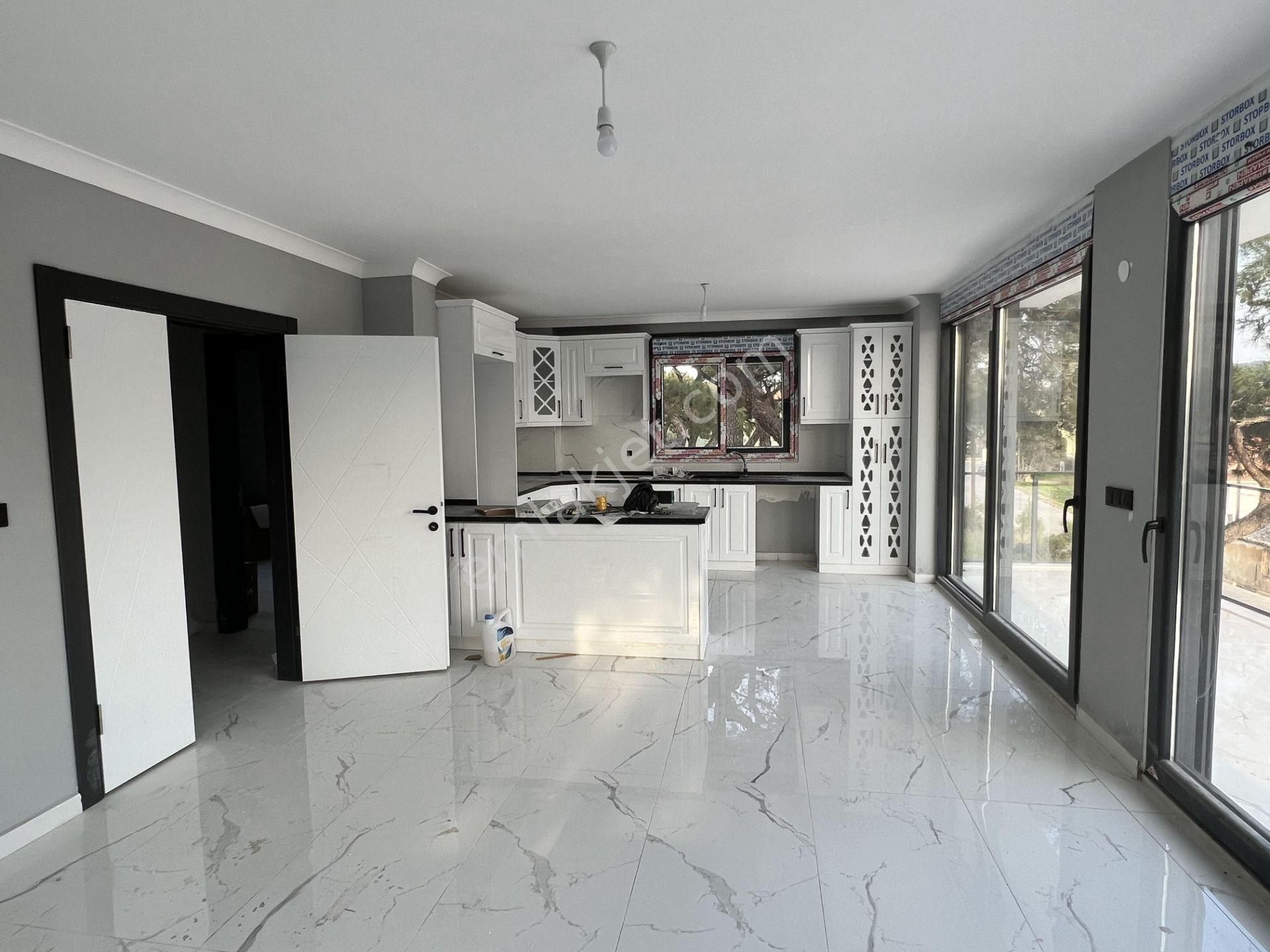 Balıkesir Ayvalık Camlık Ta Satılık Villa.deniz Manzaralı - Görsel 3