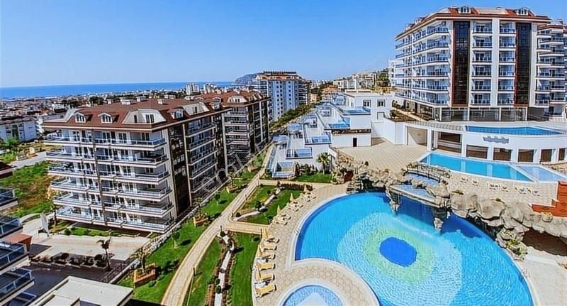 Acil Satilik 2+1 Müstekıl Havuzlu Site İçi Villa