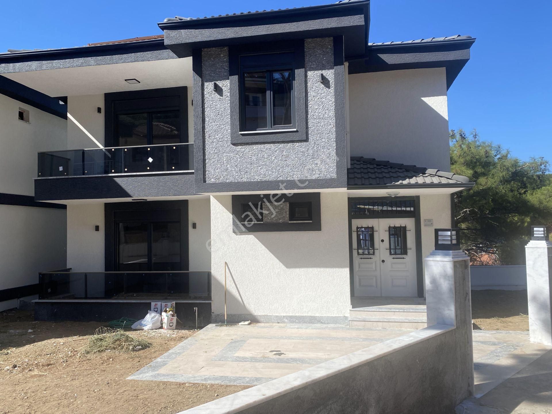 Ayvalık Camlık Sefa Da Satılık Harika Villa.deniz Manzaralı - Görsel 3