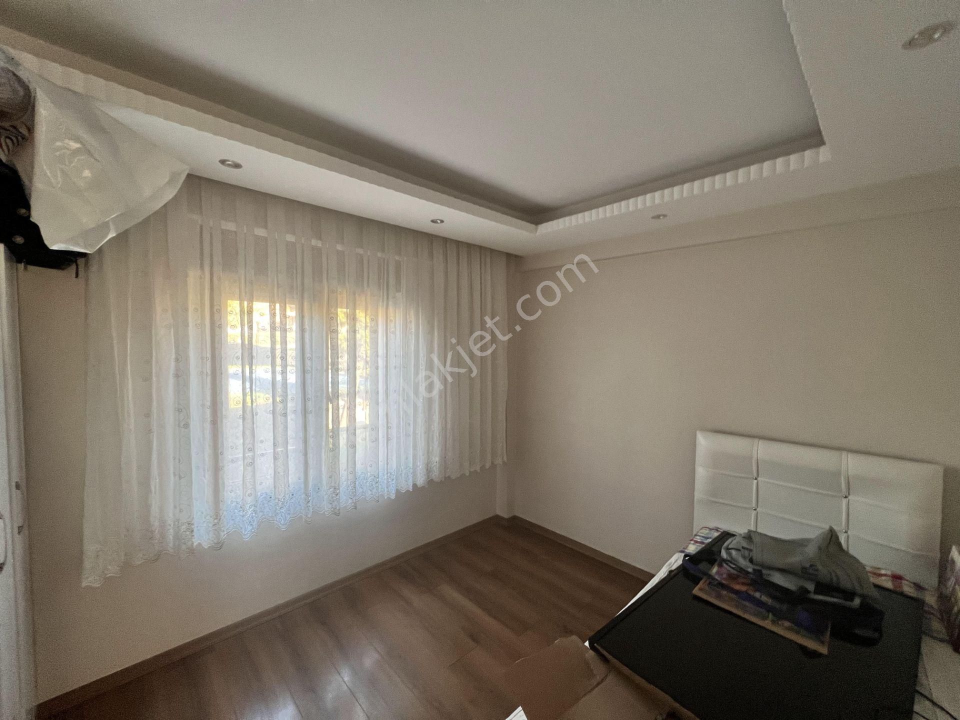 Balıkesir Ayvalık Camlık Ta Satılık Villa.denize Yakın - Görsel 5