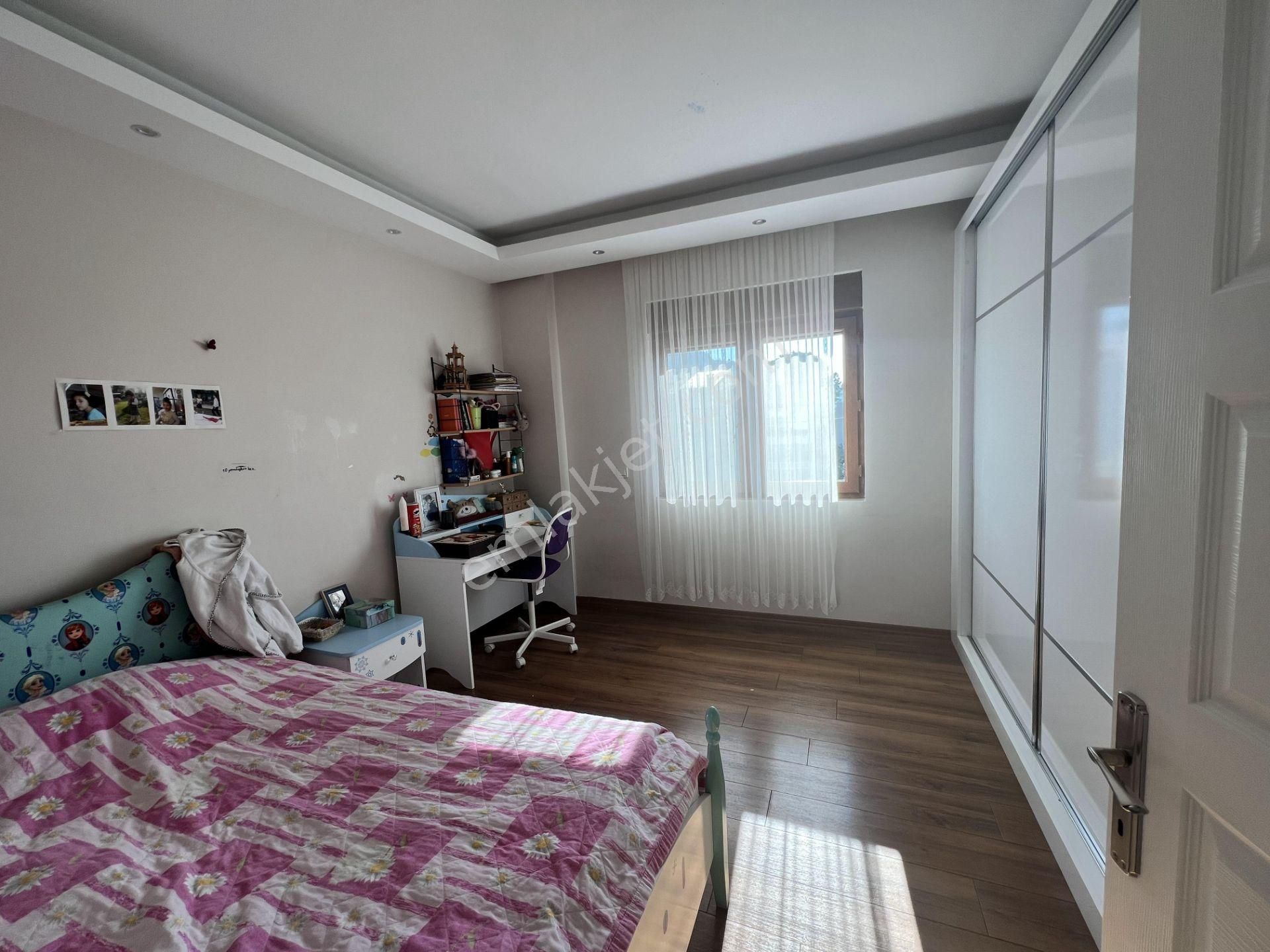 Balıkesir Ayvalık Camlık Ta Satılık Villa.denize Yakın - Görsel 7