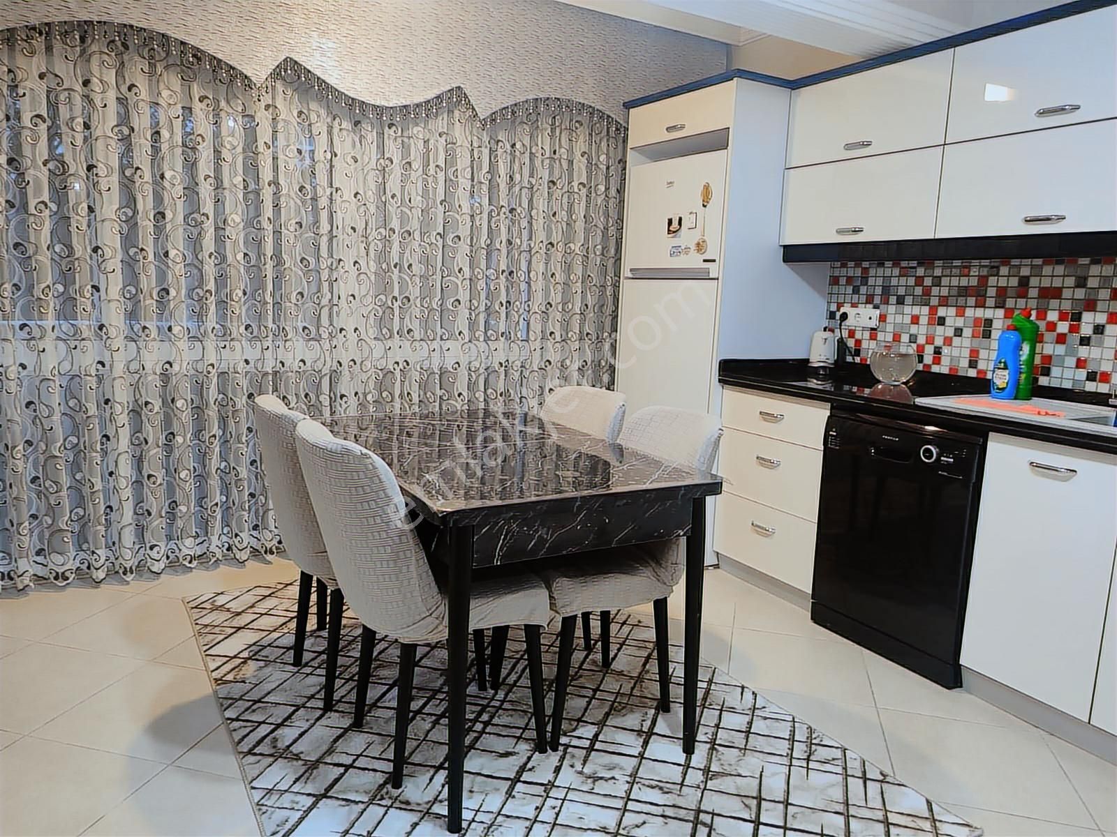 Karşıyaka Fikri Altay Mahallesinde 3+1 Satılık İyi Konumda Daire - Görsel 24