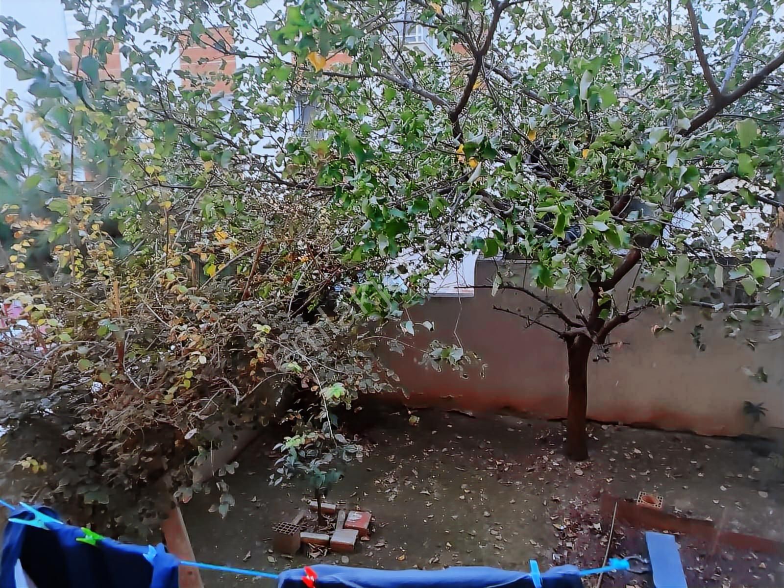 Karşıyaka Fikri Altay Mahallesinde 3+1 Satılık İyi Konumda Daire - Görsel 23