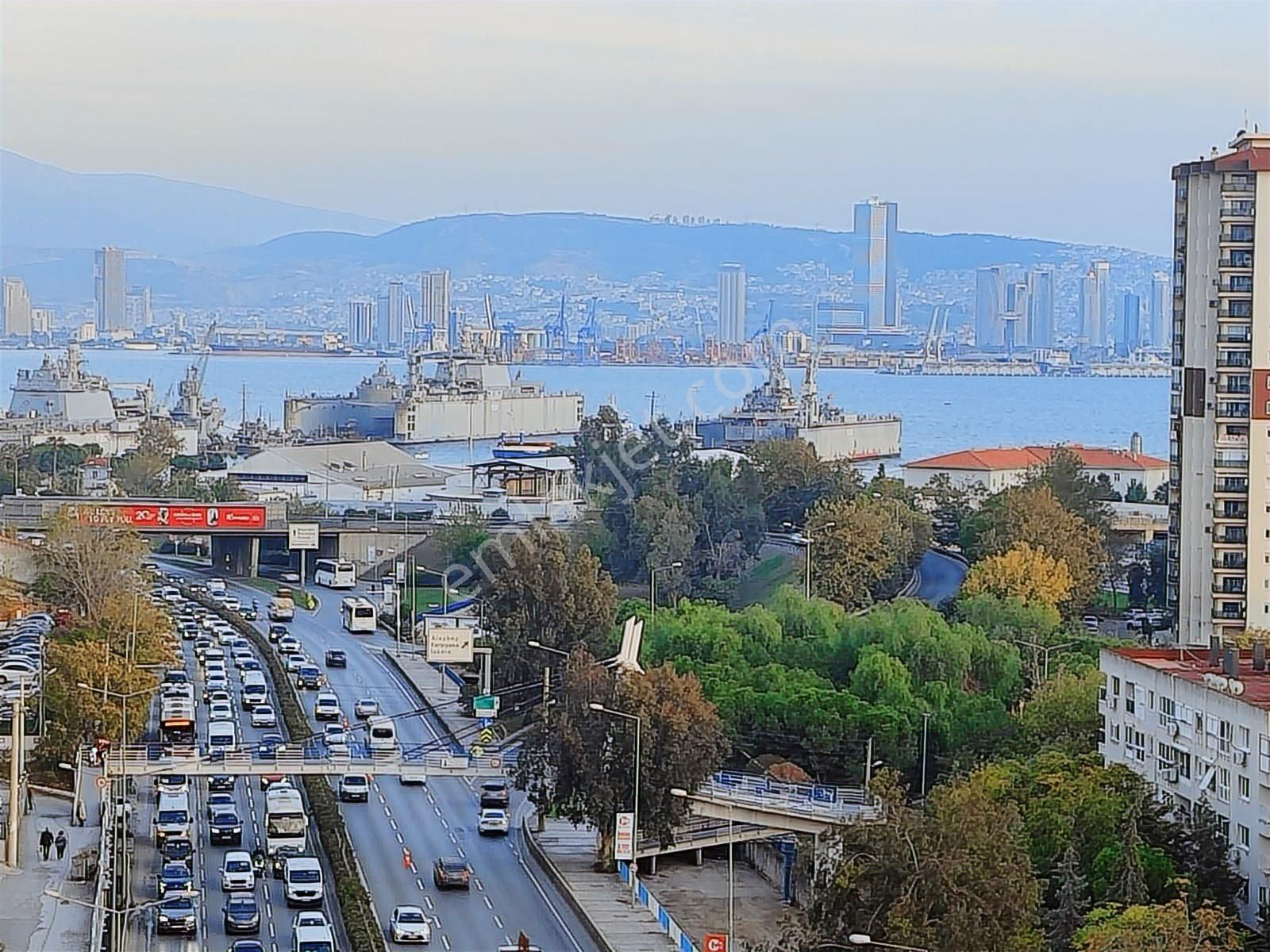 Karşıyaka Tersane Bölgesinin Karşısında Satılık 3+1 Daire - Görsel 25