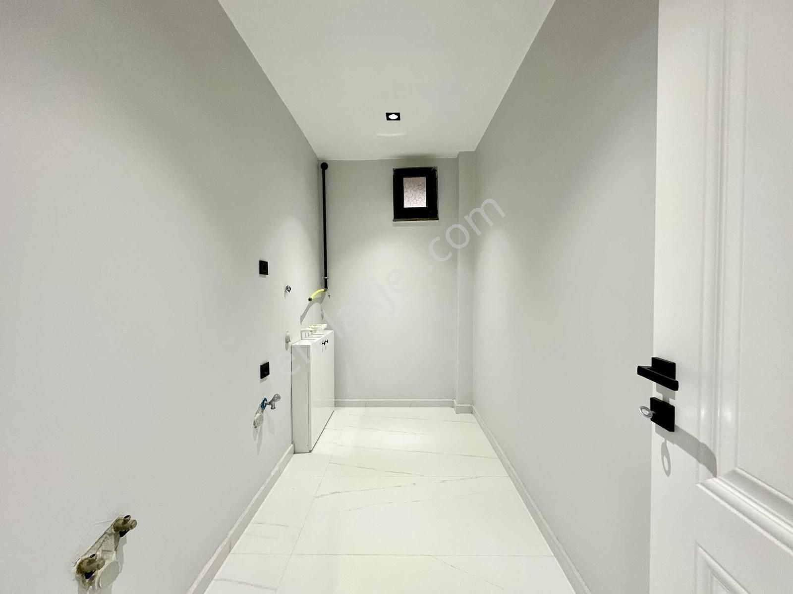 [kassel Yapı] Geniş Oturumlu - Havuzlu - Müstakil Bahçeli Villa - Görsel 21