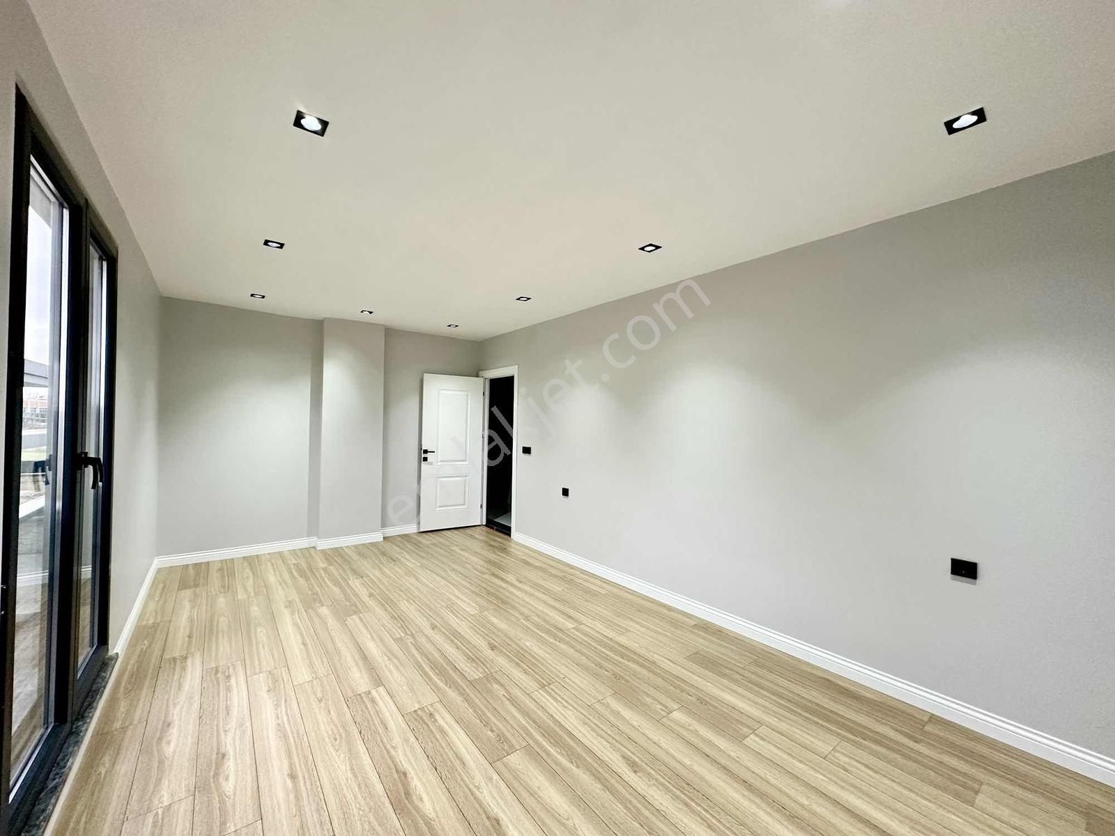 [kassel Yapı] Geniş Oturumlu - Havuzlu - Müstakil Bahçeli Villa - Görsel 30