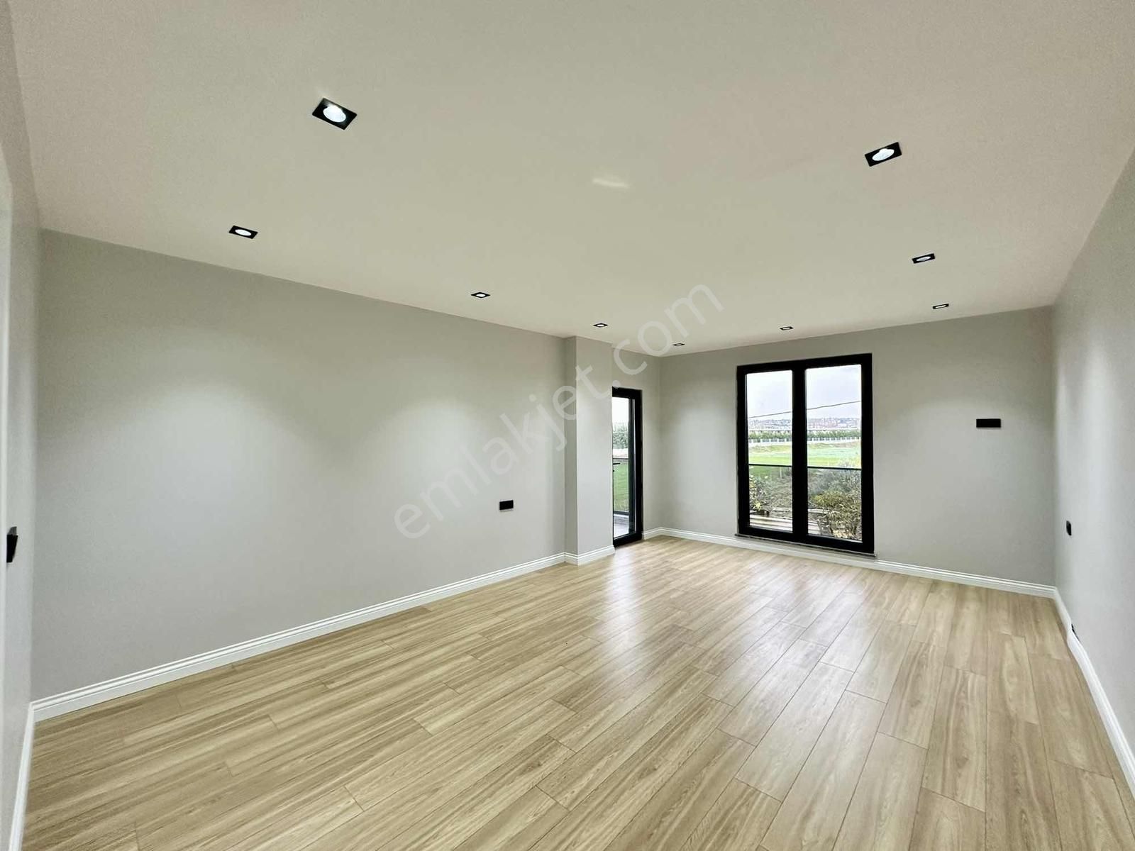 [kassel Yapı] Geniş Oturumlu - Havuzlu - Müstakil Bahçeli Villa - Görsel 10