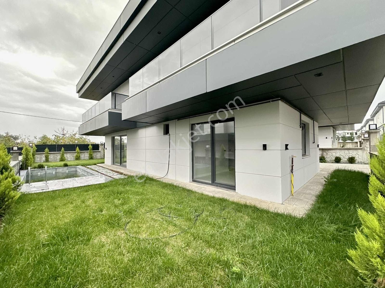 [kassel Yapı] Geniş Oturumlu - Havuzlu - Müstakil Bahçeli Villa - Görsel 19