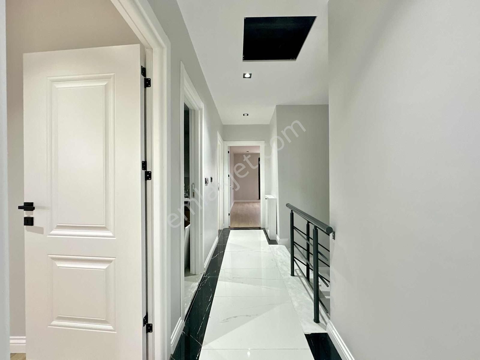 [kassel Yapı] Geniş Oturumlu - Havuzlu - Müstakil Bahçeli Villa - Görsel 23