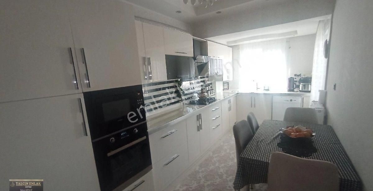 Kolejtepe Mahlesindekonumu Güzel Bakımlı 3+1 Göbek Kat Daire - Görsel 4