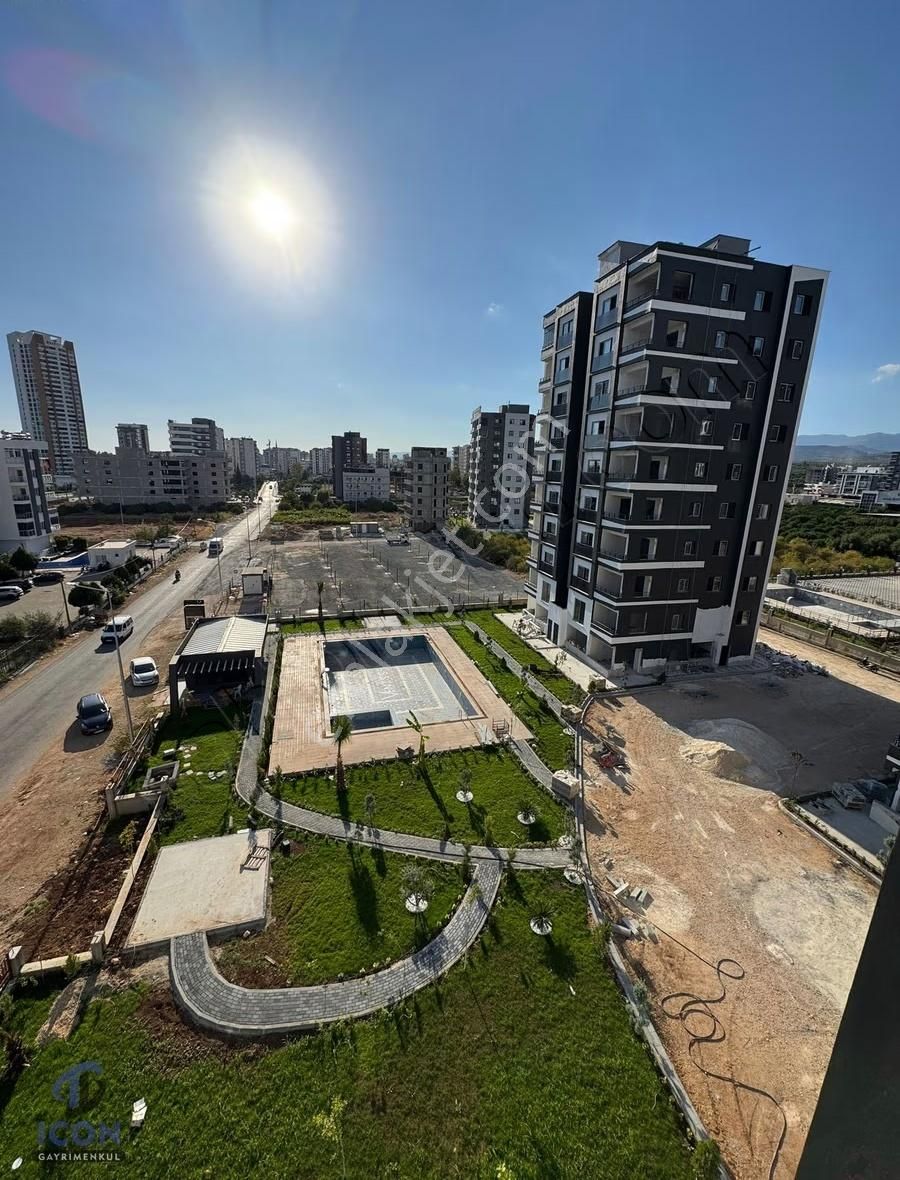 Icon'dan 75.yıl Mah'de Merkezi Konum Geniş Oturumlu Şık 2+1 - Görsel 31