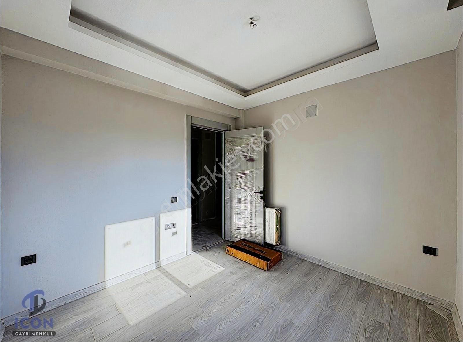 Icon'dan 75.yıl Mah'de Merkezi Konum Geniş Oturumlu Şık 2+1 - Görsel 4