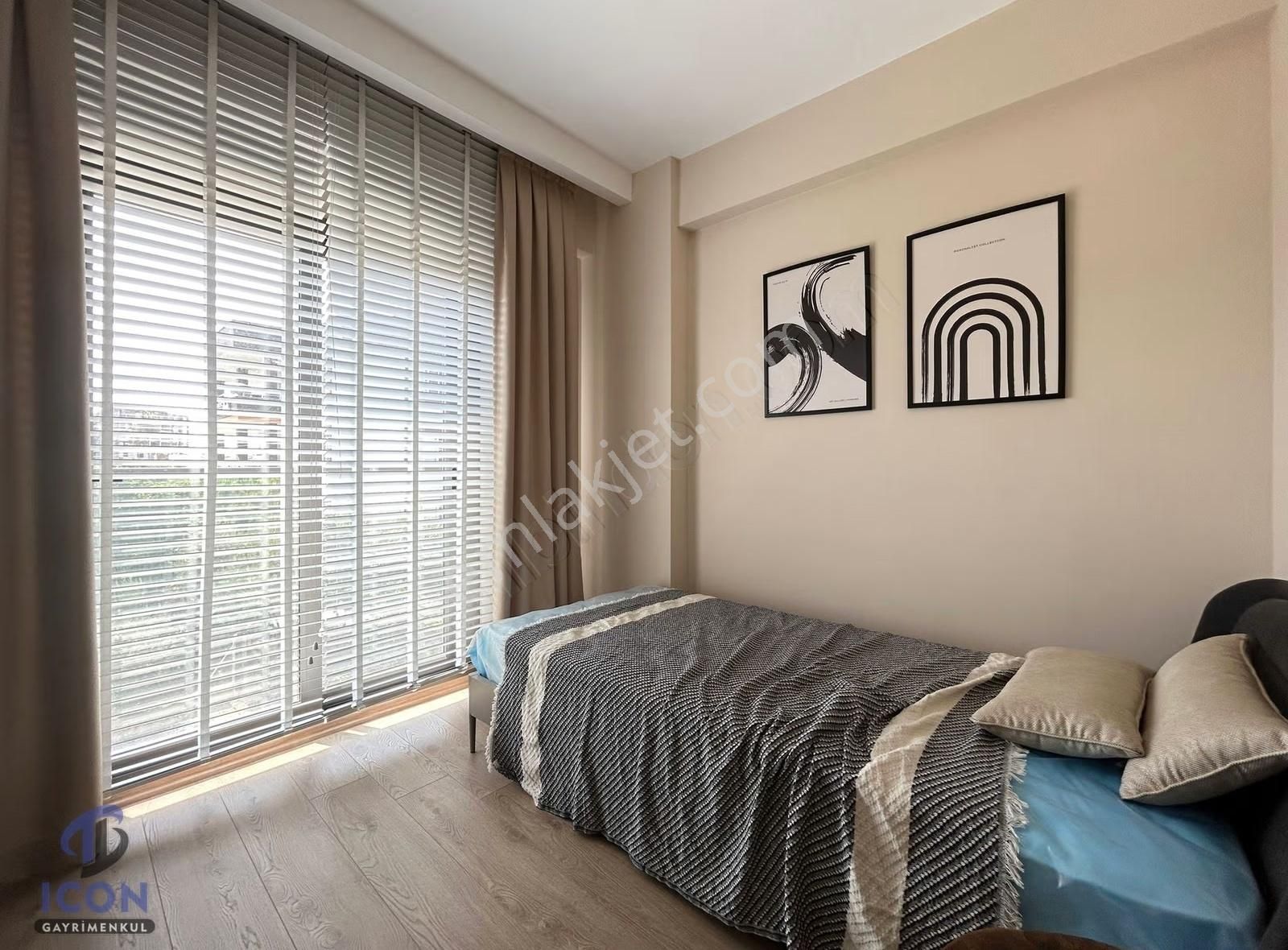Icon'dan Eski Mezitli Mah 'de Şık Dizayn Kaliteli İşçilik 2+1 - Görsel 25
