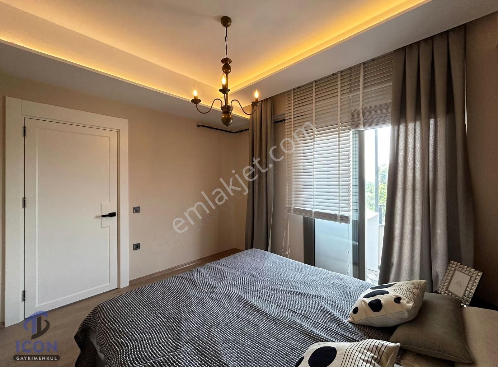 Icon'dan Eski Mezitli Mah 'de Şık Dizayn Kaliteli İşçilik 2+1 - Görsel 21