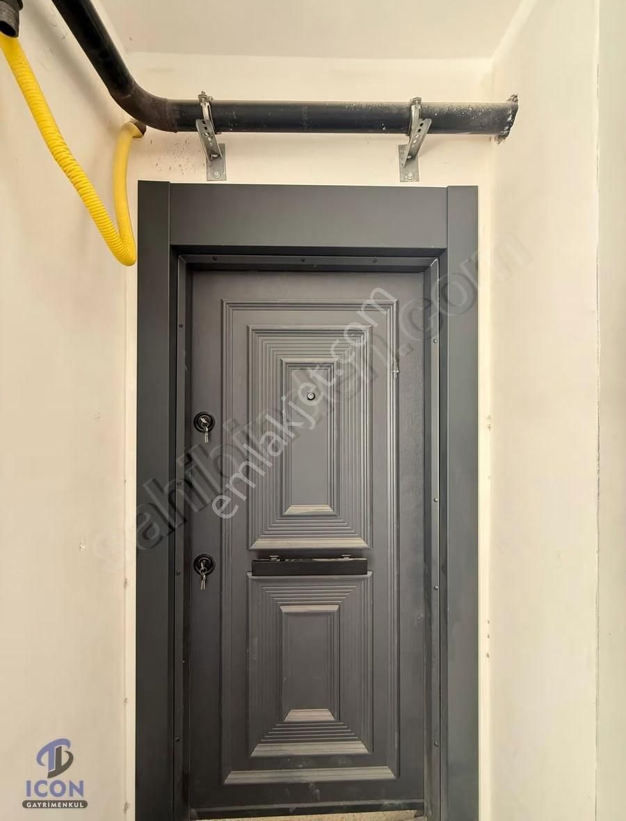 Icon'dan Davultepe Mah'de Geniş Oturumlu Havuzlu Zemin 1+1 - Görsel 23