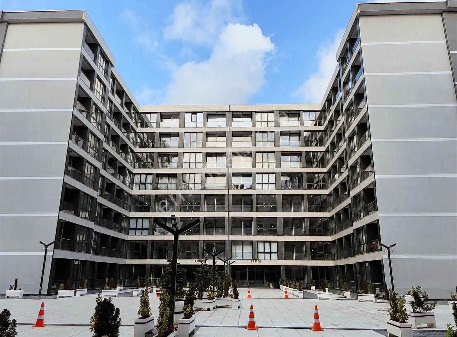 Adliyeye Komşu Sıfır Bina, Güvenlikli 1+1 Home Ofis / Daire