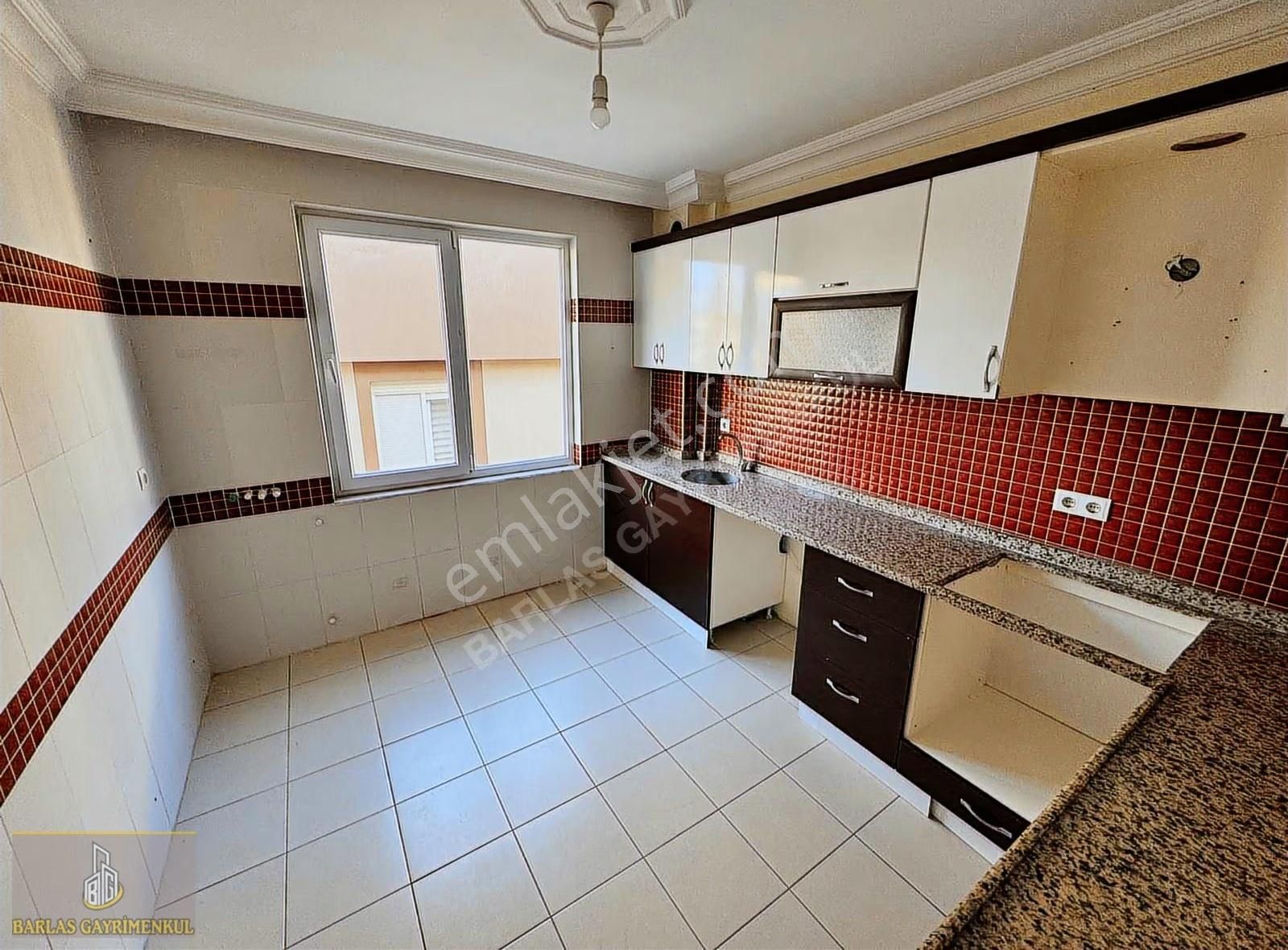 Yeni Emek Mahallesinde Geniş Teraslı Satılık 5+1 Dubleks Daire - Görsel 25