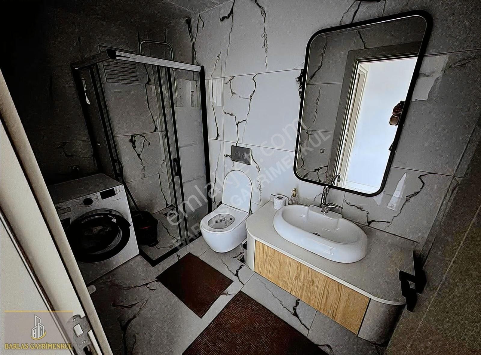 Altıntaş Mahallesinde Yola Yakın Havuzlu Lüks Satılık 2+1 Daire - Görsel 12