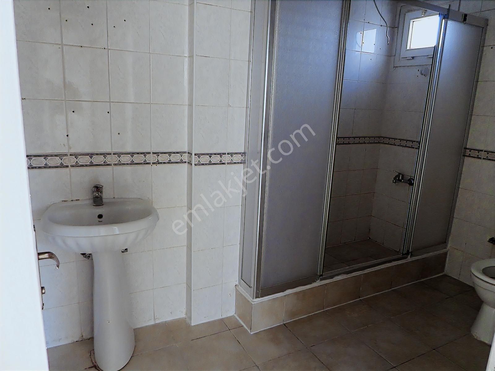 2000 Evlerde Bulvar Üzeri Merkezi Yerde Kiralık Daire. - Görsel 19