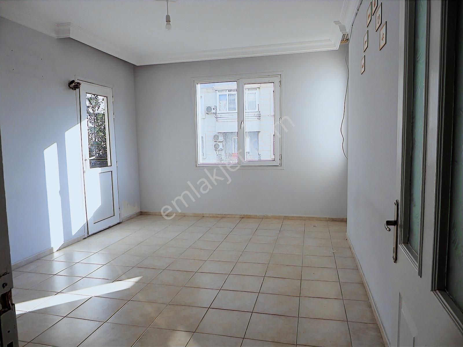 2000 Evlerde Bulvar Üzeri Merkezi Yerde Kiralık Daire. - Görsel 17