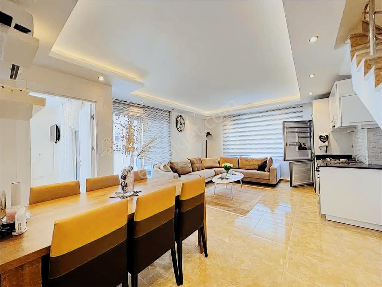 Alanya Merkezde Ful Eşyalı Satılık 3+1 Dubleks Daire - Görsel 14