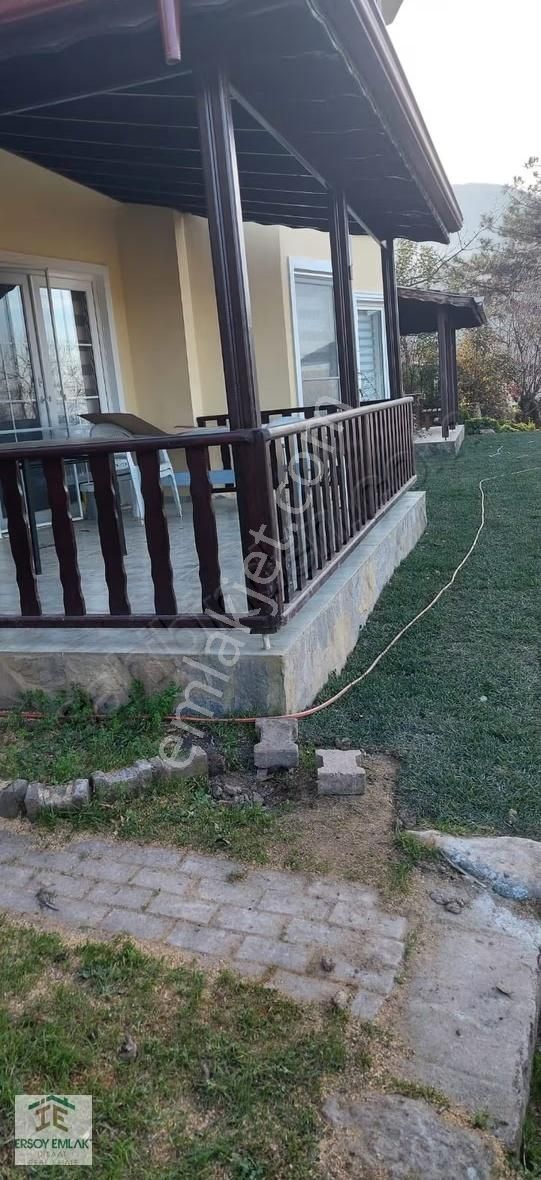 Site İçi Göl Manzaralı 4+1 Trıplex Villa Eşyalı Kiralık - Görsel 4