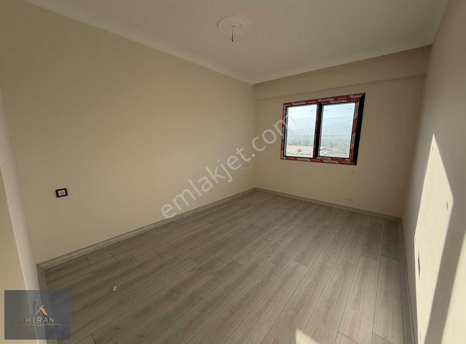 İzmir Menemen İsmet İnönü Mah. 2 + 1 Kiralık Daire - Görsel 4