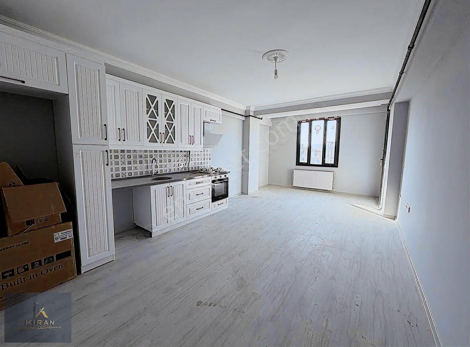 İzmir Menemen Uğur Mumcu Mah. 2+1 Kiralık Daire - Görsel 4