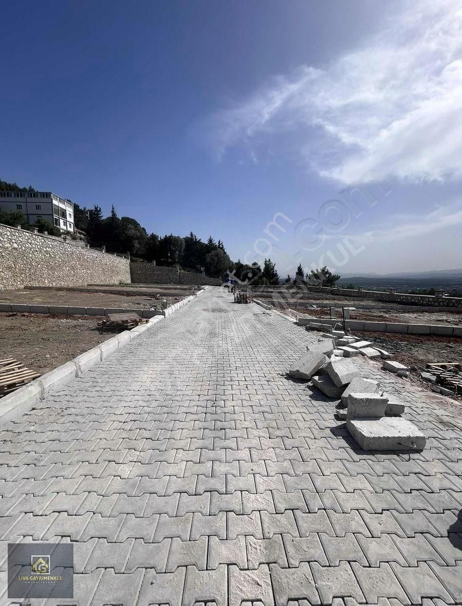 Merkezde Manzaralı Satılık Arsa Kaçırılmayacak Fırsat - Görsel 10