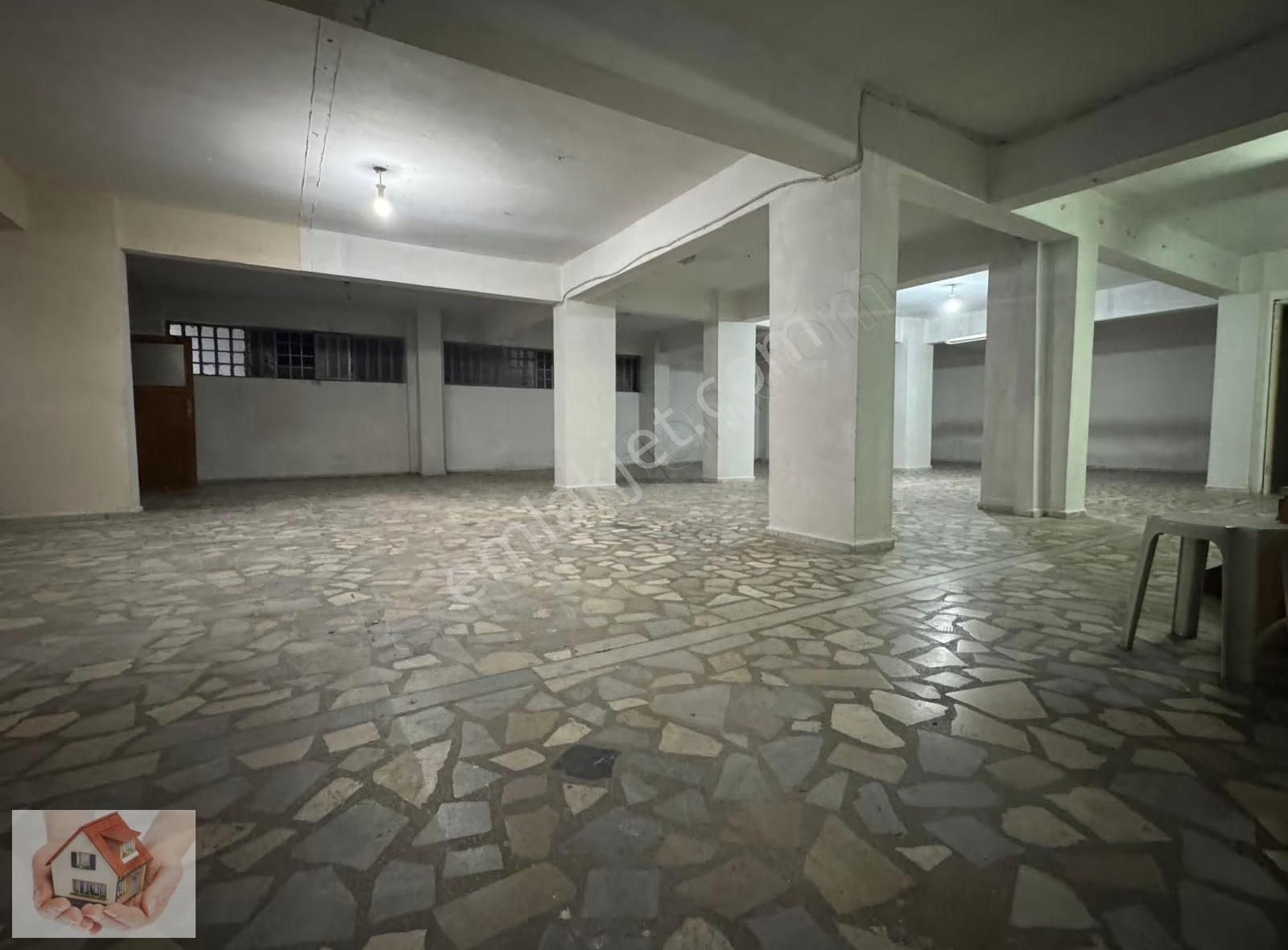 Doğuştan Armağanevlerde Kiralık Dükkan Depo 175 M 35.000 ₺ - Görsel 16