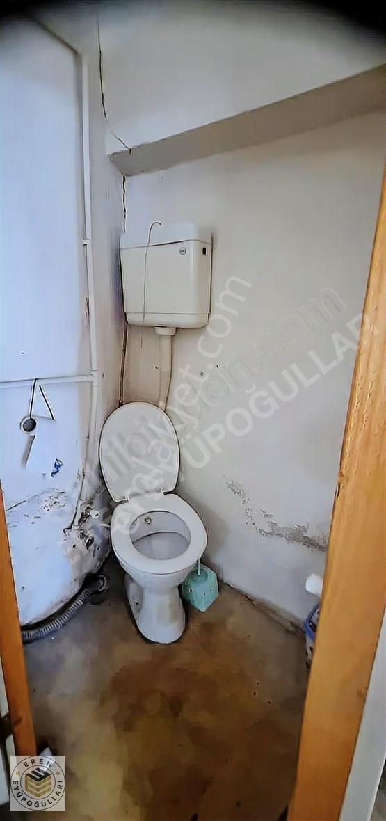 B.paşa Terazidere Mah. Düz Giriş 20m² İş Yeri - Görsel 3