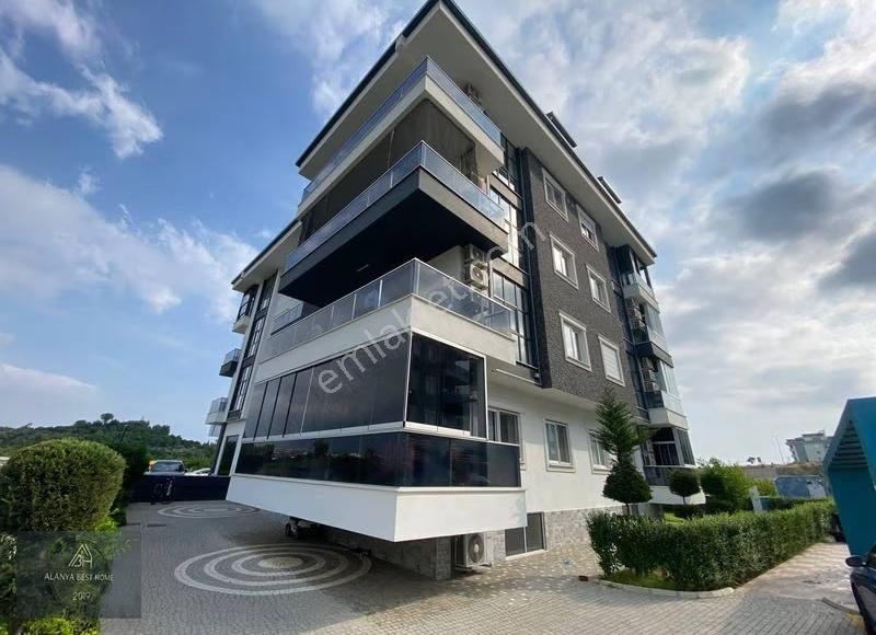 Fiyat Düştü Kısa Süreliğine Oba Hastane Yakını 2+1 Sıfır Daire Çift Banyo