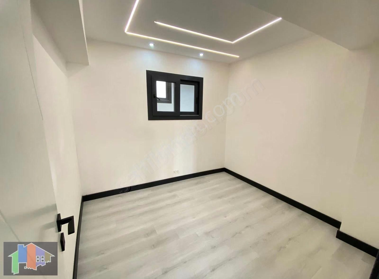 Merkezi Konumda Balkonlu Doğalgazlı Lüx 1+1 Daire - Görsel 4